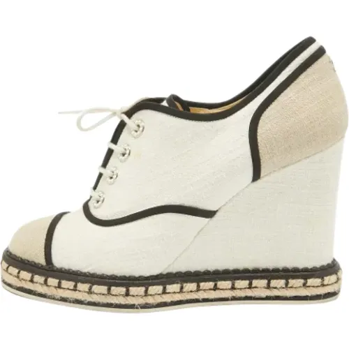 Pre-owned Canvas sneakers , female, Sizes: 6 1/2 UK - Chanel Vintage - Modalova