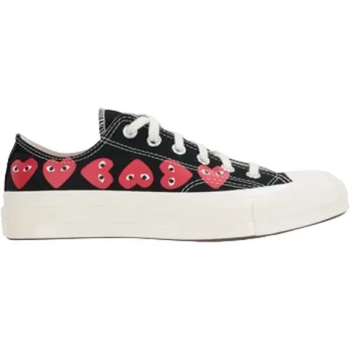 Schwarze Heart Low-Top Canvas Sneakers , Damen, Größe: 36 EU - Comme des Garçons Play - Modalova