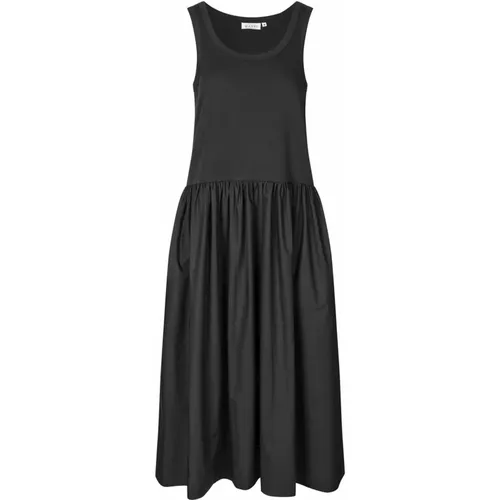 Feminine Dress with Flounce , female, Sizes: XS, XL, M, 2XL, S, L - Masai - Modalova