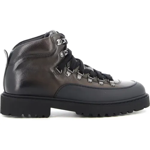 Men`s Ankle Boot in Leather with Rubber Detail , male, Sizes: 8 1/2 UK, 7 UK, 6 UK, 7 1/2 UK - Doucal's - Modalova