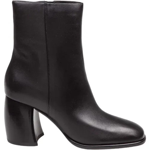 Leather Ankle Boots Stylish Design , female, Sizes: 5 1/2 UK, 6 UK, 5 UK, 3 1/2 UK, 4 UK, 3 UK - Michael Kors - Modalova