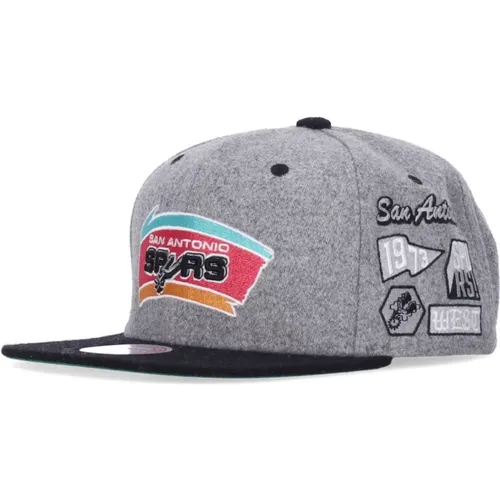 NBA Spurs Snapback Cap Grey , unisex, Sizes: ONE SIZE - Mitchell & Ness - Modalova