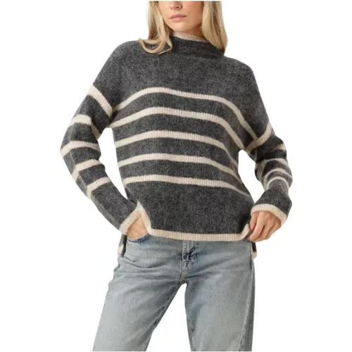 Strick T-Hals Pullover in Grau - Second Female - Modalova