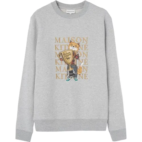 Fox Champion Sweaters - Maison Kitsuné - Modalova