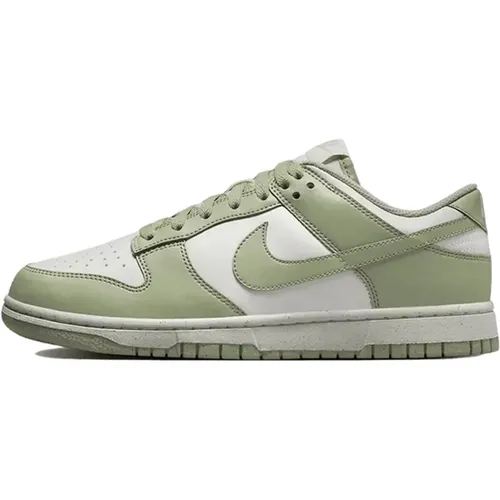 Olive Aura Sneaker , Herren, Größe: 45 EU - Nike - Modalova