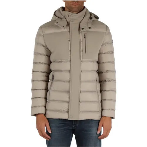 Quilted Hooded Jacket NEW Warrior , male, Sizes: M, L, S, 2XL, 3XL, XL - Colmar - Modalova