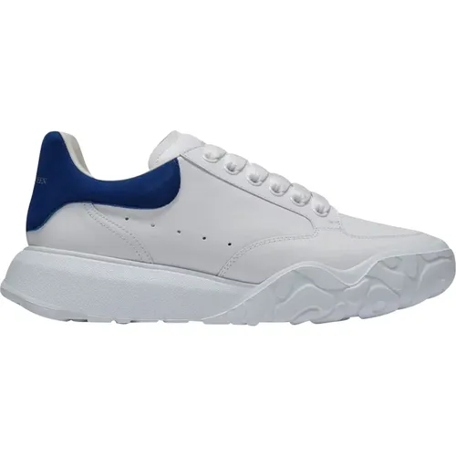 Court Sneakers with Blue Detail , male, Sizes: 6 UK - alexander mcqueen - Modalova