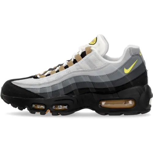 Weiß/gelb Strike Air Max 95 Low Sneaker , Herren, Größe: 40 EU - Nike - Modalova