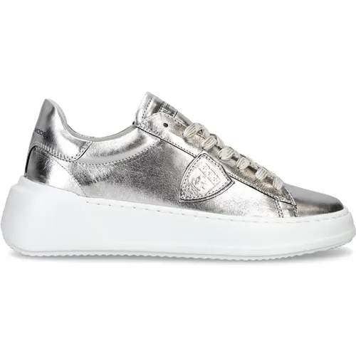 Silver Glamour Sneakers , female, Sizes: 7 UK, 6 UK, 3 UK - Philippe Model - Modalova