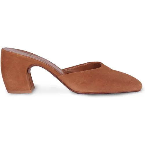 Luna, mule in suede , female, Sizes: 7 1/2 UK, 7 UK, 3 UK, 4 1/2 UK, 5 1/2 UK, 4 UK, 6 UK, 8 UK, 8 1/2 UK, 3 1/2 UK, 5 UK, 6 1/2 UK - Cortana - Modalova