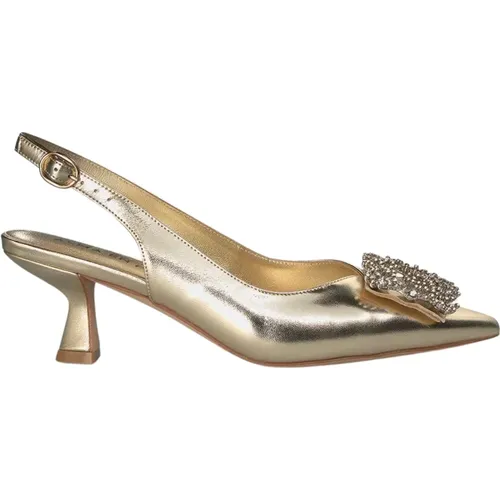 Square Brooch High Heel Shoe , female, Sizes: 6 UK, 7 UK, 5 UK, 4 UK - Alma en Pena - Modalova