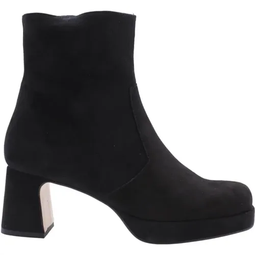 Heeled Boots , female, Sizes: 8 UK, 7 UK, 6 UK, 3 UK, 4 UK, 5 UK - Ctwlk. - Modalova