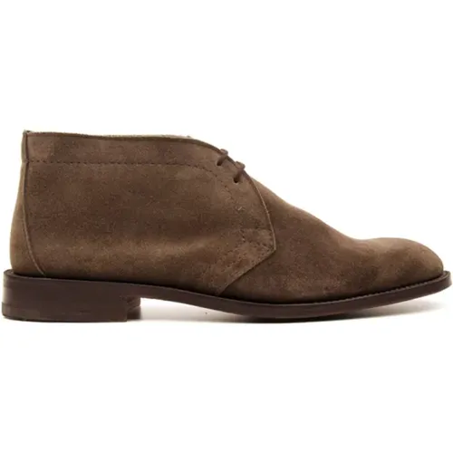 Flint Suede Polo Boots , male, Sizes: 11 UK, 7 1/2 UK, 9 1/2 UK, 6 UK, 8 UK, 7 UK, 6 1/2 UK, 10 1/2 UK - Tricker's - Modalova