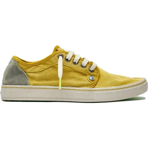 Sneakers , male, Sizes: 7 UK, 11 UK, 6 UK - Satorisan - Modalova