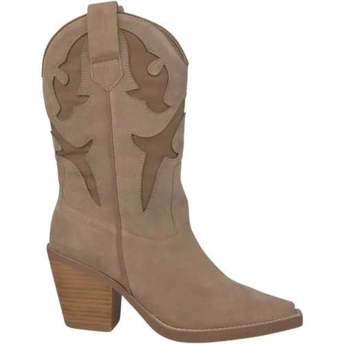 Pointed Toe Leather Boots , female, Sizes: 2 UK, 8 UK - Alma en Pena - Modalova
