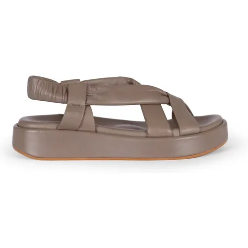 Suro, flat sandal in grey , female, Sizes: 8 UK, 5 UK - Cortana - Modalova