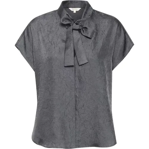 Feminine Blouse with Short Sleeves and Tie Detail , female, Sizes: XL, 2XL, L, M - Part Two - Modalova