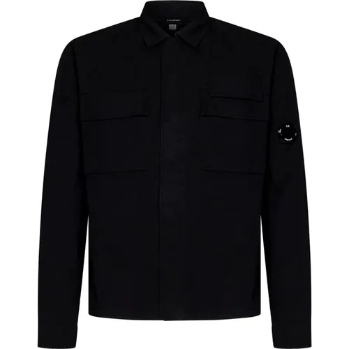 Schwarze Hemden mit spitzem Kragen und Klappentaschen , Herren, Größe: S - C.P. Company - Modalova