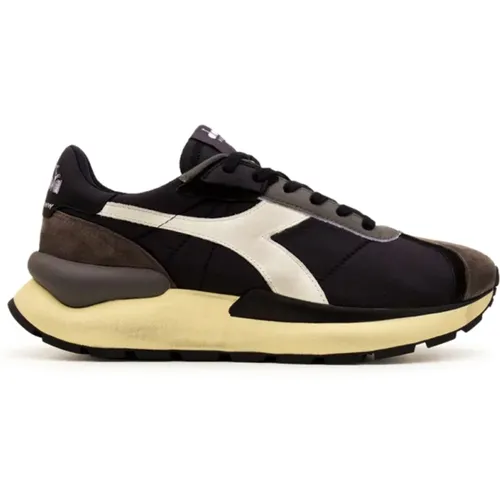 Schwarze Low-Top Sneakers Modell 201.180469 , Herren, Größe: 41 EU - Diadora - Modalova