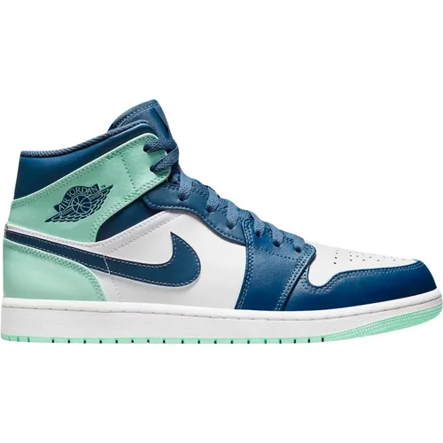 Limited Edition Air Jordan 1 Mid , male, Sizes: 9 UK, 14 1/2 UK, 11 UK, 10 UK, 8 1/2 UK, 2 1/2 UK, 10 1/2 UK, 6 UK, 15 1/2 UK, 7 UK, 4 1/2 UK, 13 1/2 - Nike - Modalova