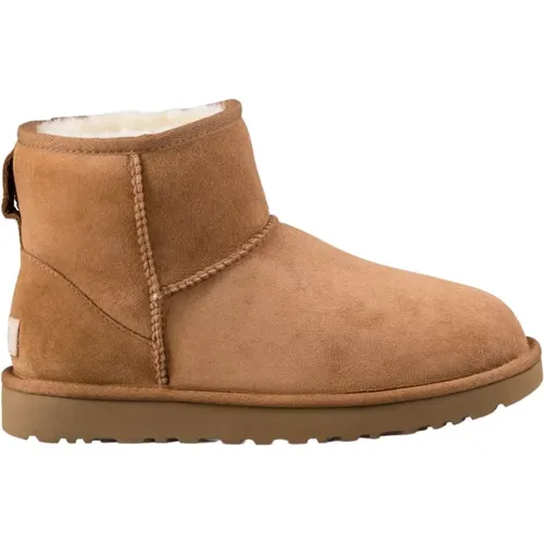 Classic Mini Boots , female, Sizes: 3 UK, 8 UK - Ugg - Modalova