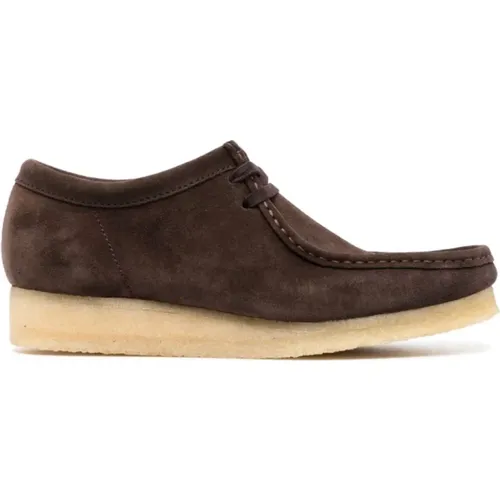 Braune Wildleder Schnürschuhe , Herren, Größe: 41 1/2 EU - Clarks - Modalova