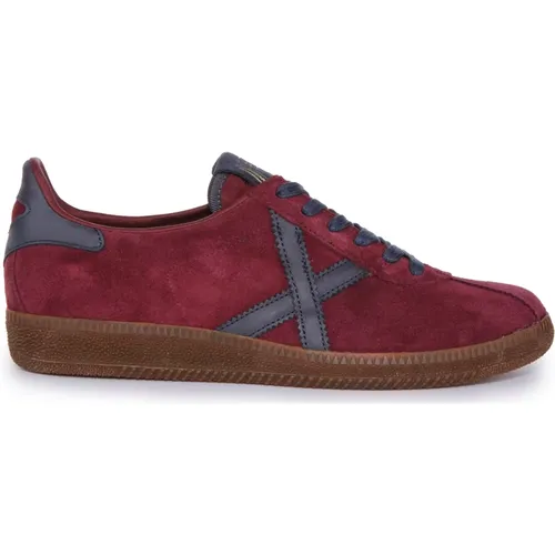 Retro Inspired Maroon Trainers For Men , male, Sizes: 10 UK, 8 UK, 9 UK - Munich - Modalova