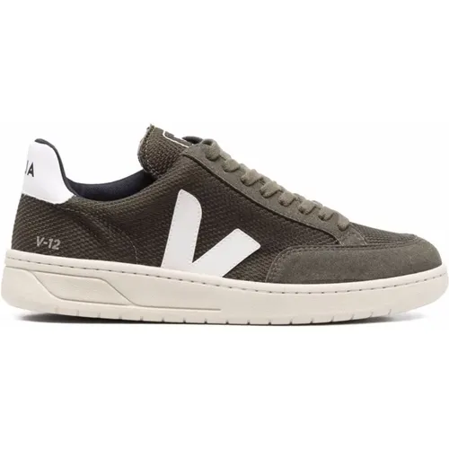 Nachhaltige Sneakers im V-12-Stil , Herren, Größe: 43 EU - Veja - Modalova