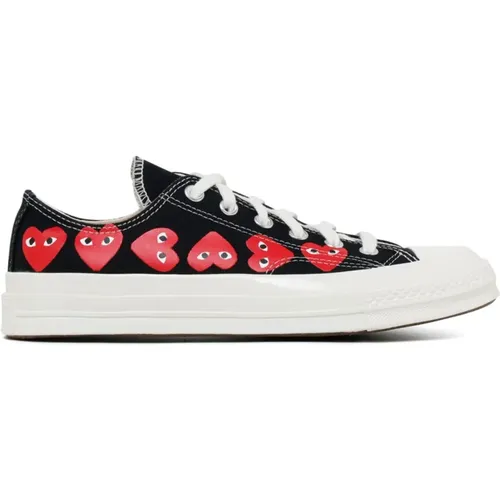 Heart Chuck 70 Sneakers , female, Sizes: 8 1/2 UK, 4 UK, 7 UK, 8 UK, 9 UK, 5 UK, 6 UK, 10 UK, 5 1/2 UK - Comme des Garçons - Modalova