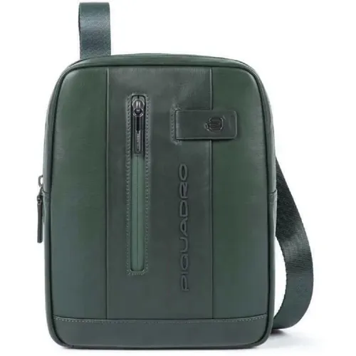 Grüne Leder-Schultertasche mit iPad Mini Halterung - Piquadro - Modalova