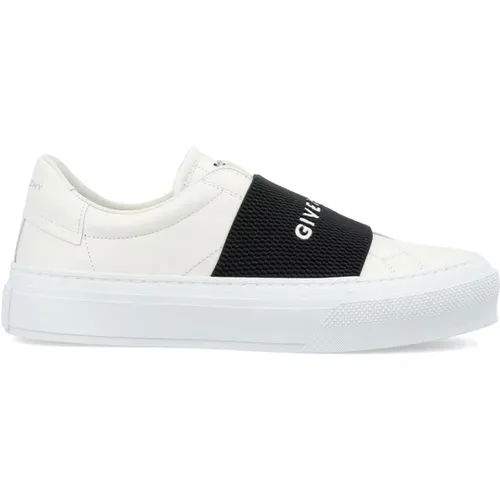 Women's Shoes Sneakers /black Ss24 , female, Sizes: 9 UK, 10 UK, 8 UK, 7 UK, 10 1/2 UK, 11 UK, 9 1/2 UK, 7 1/2 UK, 8 1/2 UK - Givenchy - Modalova