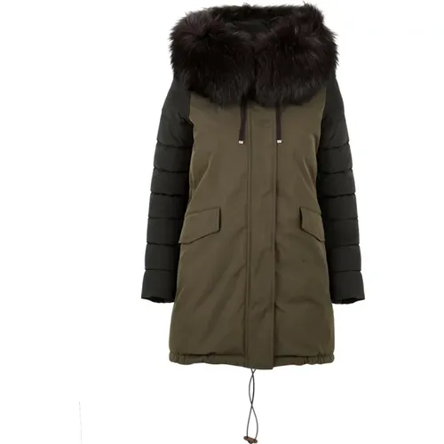 Military Style Quilted Coat with Removable Fur , female, Sizes: 2XS, S, XS - Moorer - Modalova