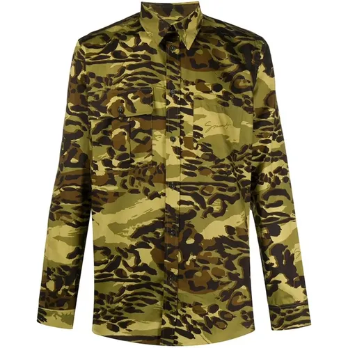 Camouflage Print Hemd , Herren, Größe: S - Givenchy - Modalova