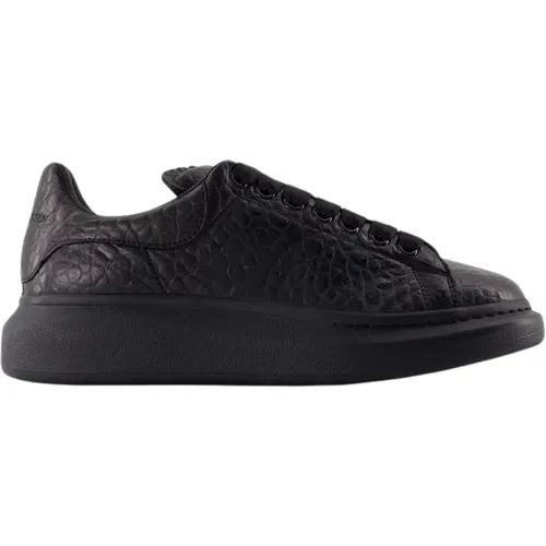 Leather Oversized Sneakers , male, Sizes: 6 UK, 7 UK, 11 UK, 9 UK, 10 UK, 5 UK, 8 UK - alexander mcqueen - Modalova