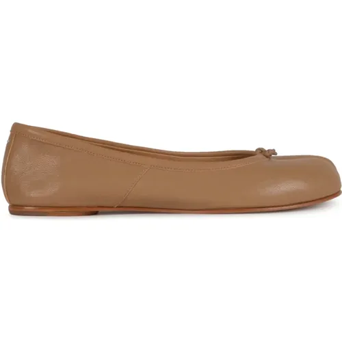 Tabi Ballerina Flat Shoes Leather , female, Sizes: 4 UK, 3 UK - Maison Margiela - Modalova