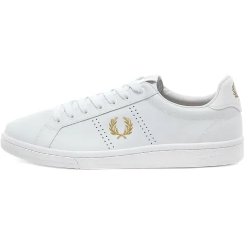 Perforated Leather Tennis Shoes , male, Sizes: 8 UK - Fred Perry - Modalova