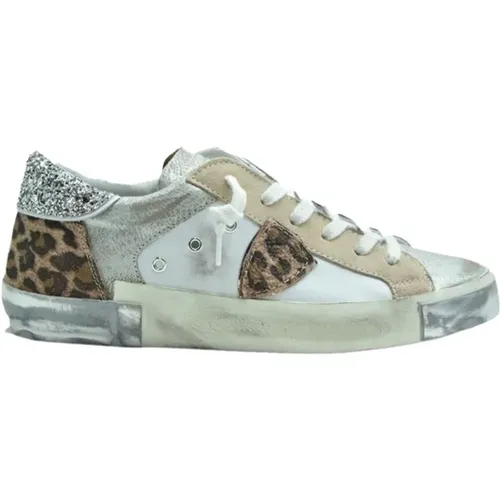 Stylish Sneakers for Everyday Wear , female, Sizes: 3 UK - Philippe Model - Modalova