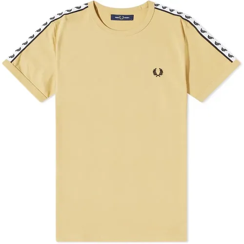 S Inspired Ringer T-Shirt with Laurel Crown Tape , male, Sizes: XL - Fred Perry - Modalova
