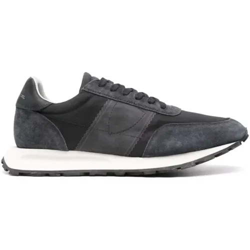 Schwarze Sneaker für Herren , Herren, Größe: 41 EU - Philippe Model - Modalova