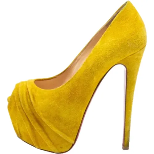 Pre-owned Suede heels , female, Sizes: 3 1/2 UK - Christian Louboutin Pre-owned - Modalova