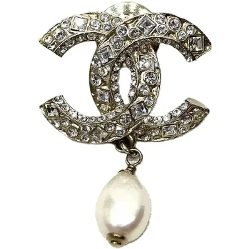 Pre-owned Metal brooches , female, Sizes: ONE SIZE - Chanel Vintage - Modalova