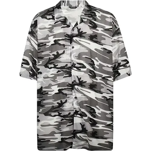 Camouflage Print Shirt for Men , male, Sizes: M, L, S - Balenciaga - Modalova