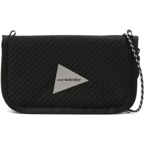 Checkered Wallet with Adjustable Strap , male, Sizes: ONE SIZE - And Wander - Modalova