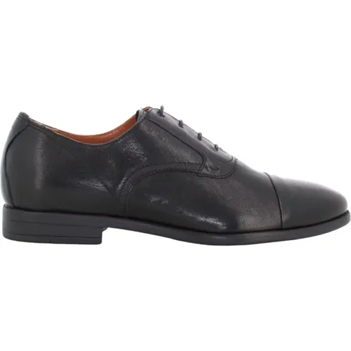 Shoes , male, Sizes: 6 UK - Nerogiardini - Modalova