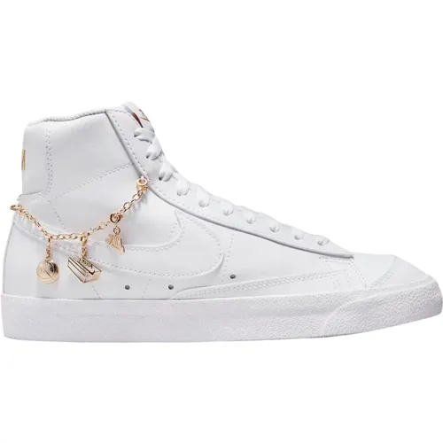 Limitierte Auflage Lucky Charms Weiße Sneakers , Damen, Größe: 38 1/2 EU - Nike - Modalova