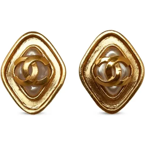 Pre-owned Metal earrings , female, Sizes: ONE SIZE - Chanel Vintage - Modalova