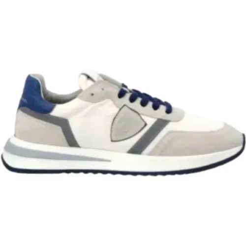 Low Top Leather and Suede Sneakers , male, Sizes: 7 UK - Philippe Model - Modalova