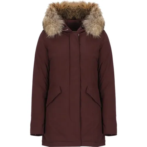 Bordeaux Tech Fabric Parka mit Pelz,Kapuzenmantel mit Reißverschluss und Knöpfen - Woolrich - Modalova