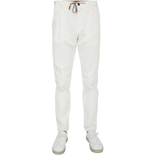 Bianco Jogger Pants , male, Sizes: W33, W34 - Eleventy - Modalova