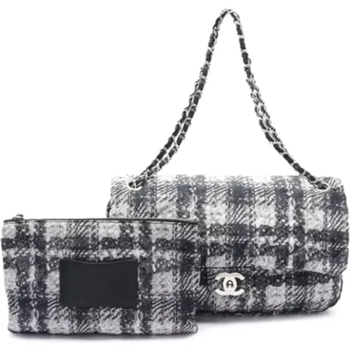 Pre-owned Nylon shoulder-bags , female, Sizes: ONE SIZE - Chanel Vintage - Modalova